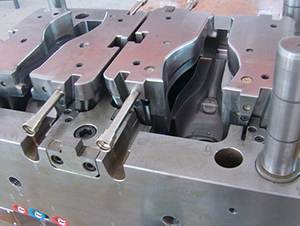 double-component injectoin mold