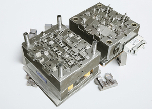 China Plastic injection Mold